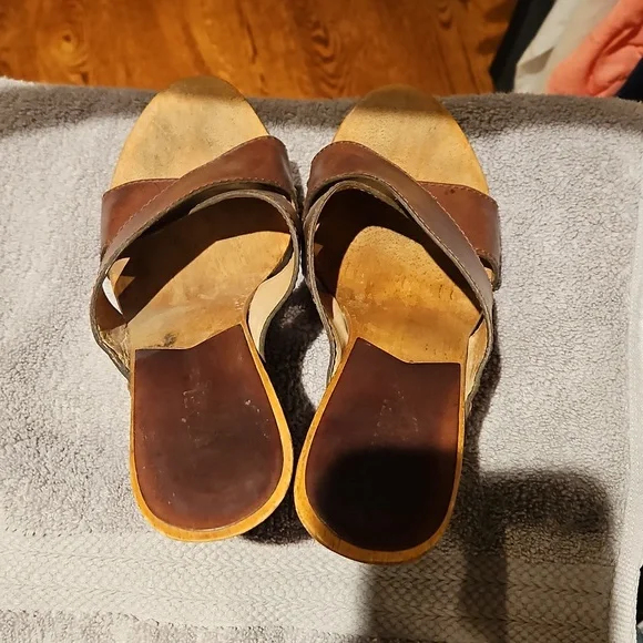 Michael Michael Kors wood leather heels size 8 sandals - Picture 5 of 8